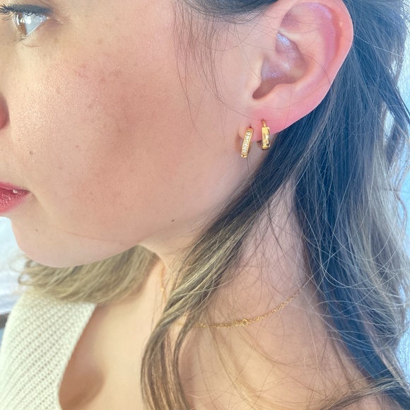 Mini Huggie - Picture 5 of 6